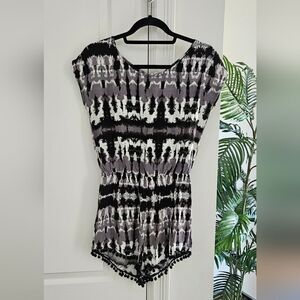 🎁Black and White Tie-Dye Romper